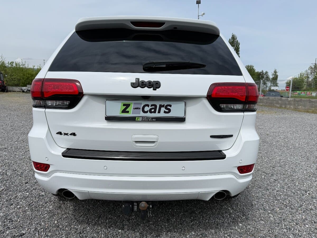 2018 Jeep CHEROKEE - 6