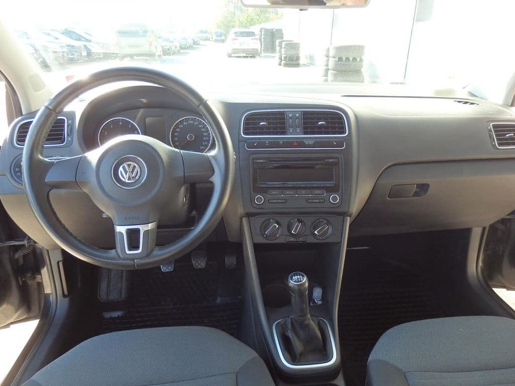 2013 Volkswagen POLO - 6
