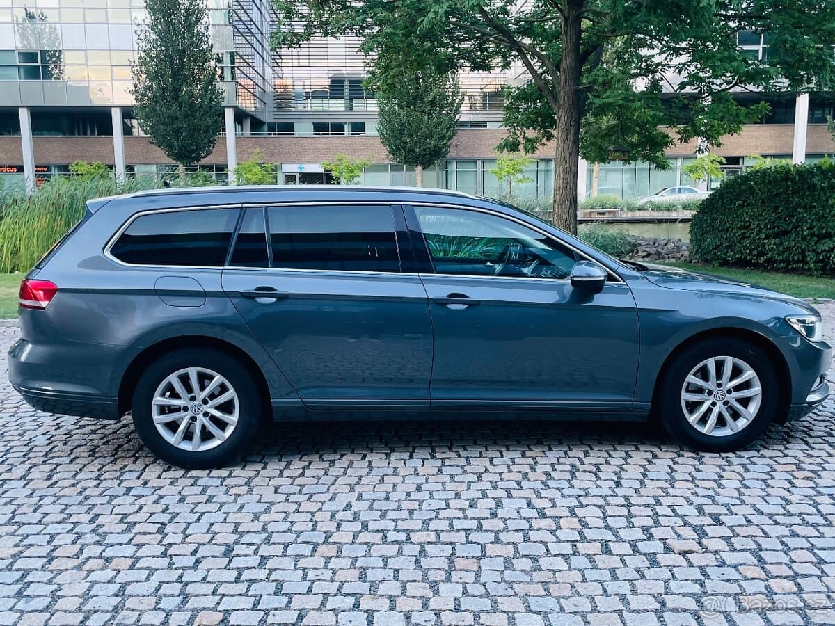 2016 Volkswagen PASSAT - 6