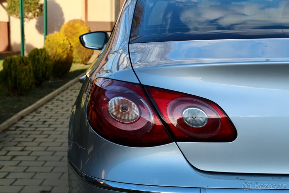 2009 Volkswagen PASSAT CC - 6