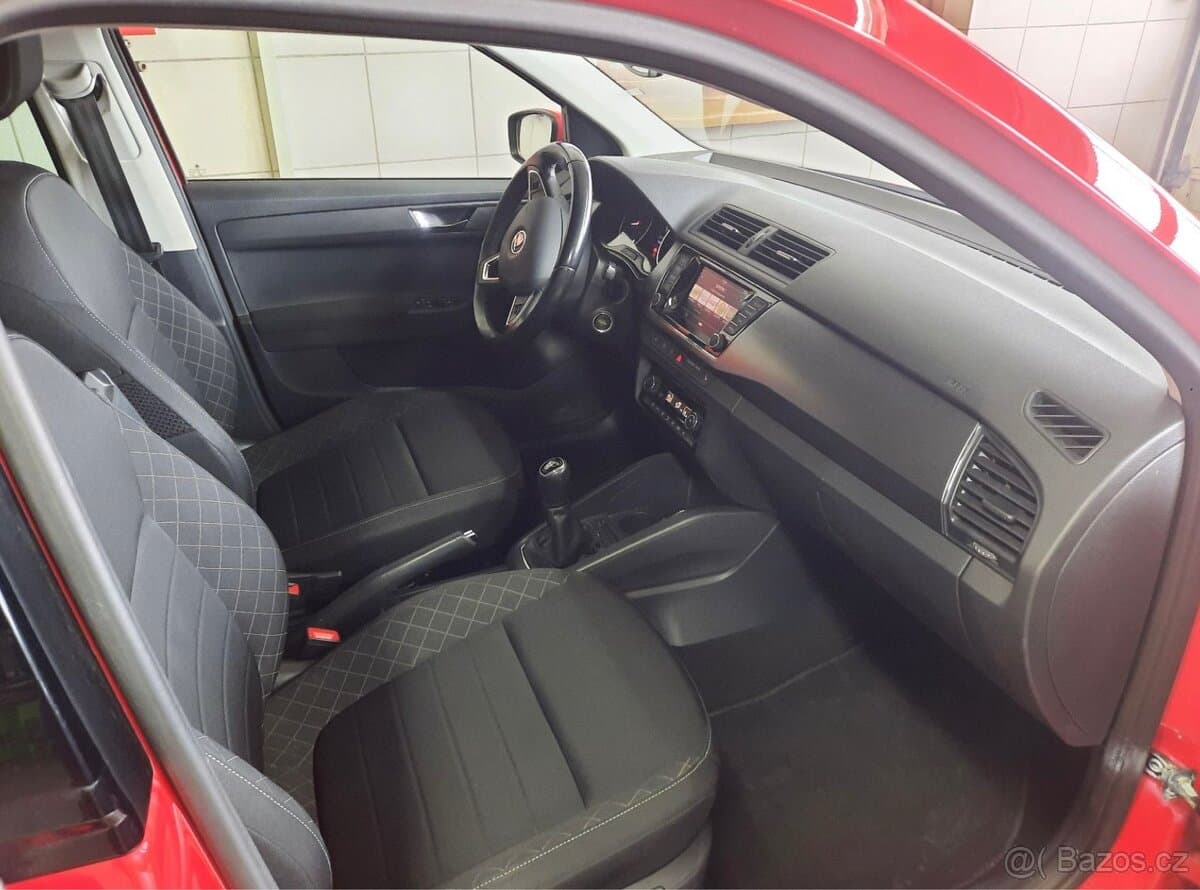 2016 Škoda FABIA - 6