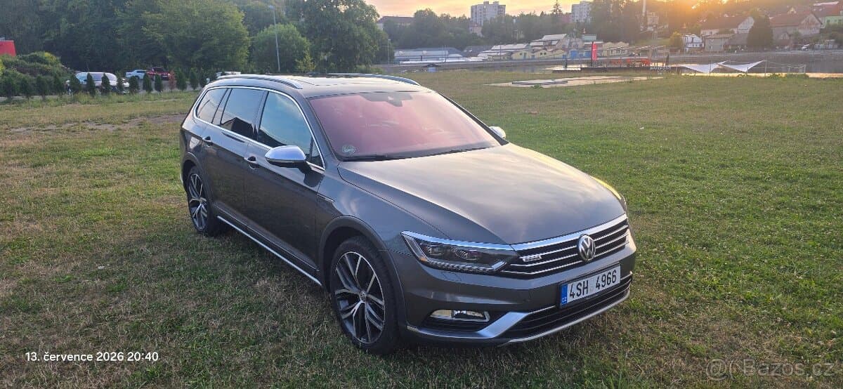 2015 Volkswagen PASSAT - 6