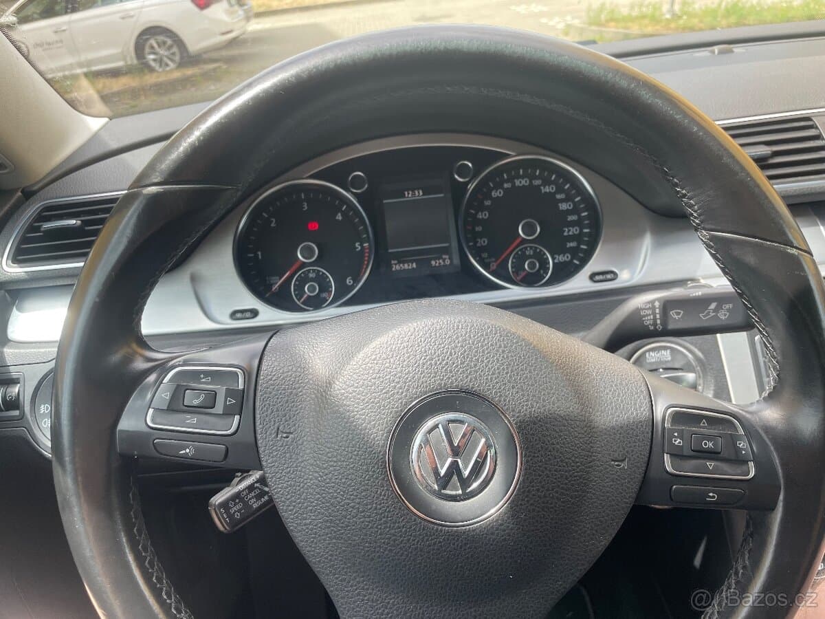 2014 Volkswagen PASSAT - 6
