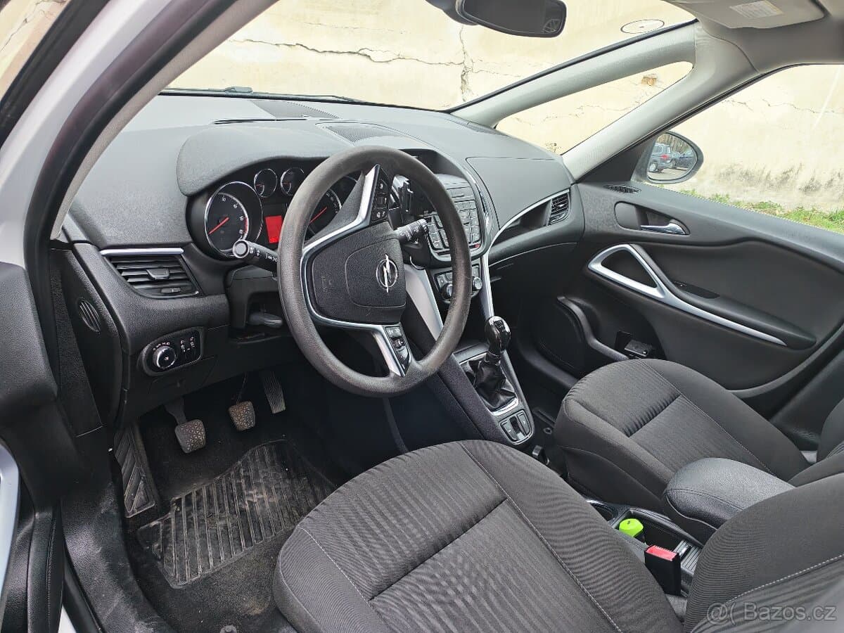 Opel ZAFIRA - 6