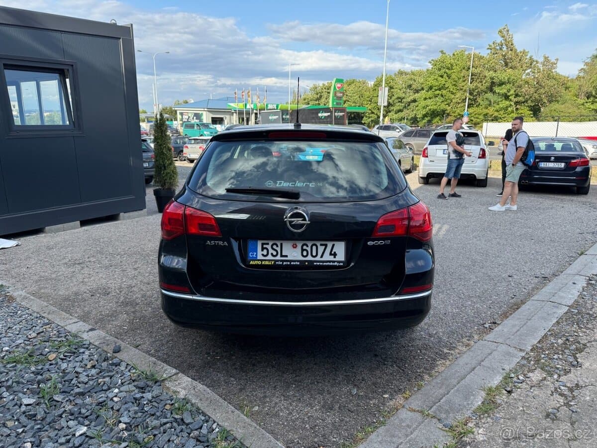 2013 Opel ASTRA - 6