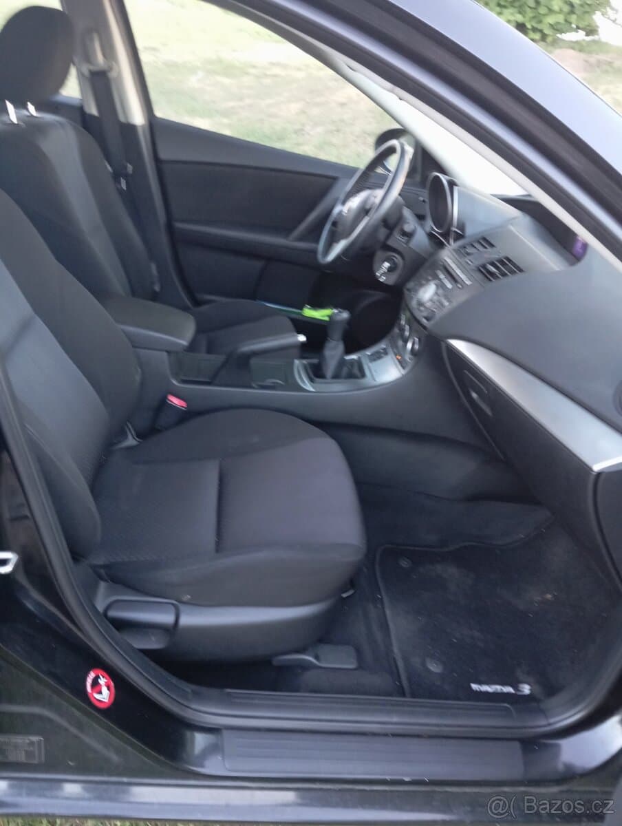 2009 Mazda 3 - 6