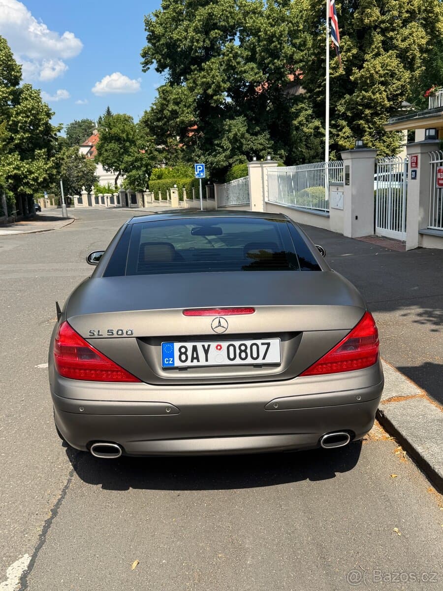 Mercedes-Benz SL - 6