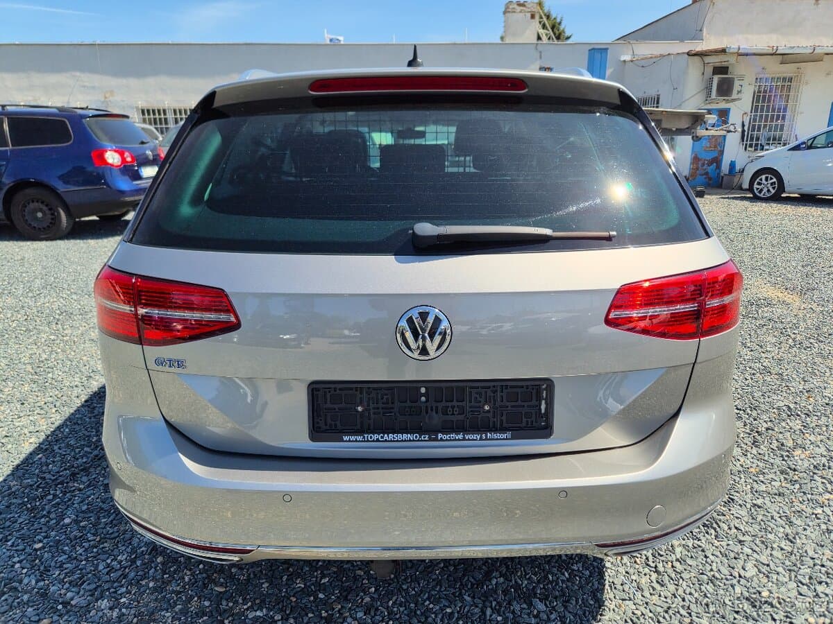 2015 Volkswagen PASSAT - 6