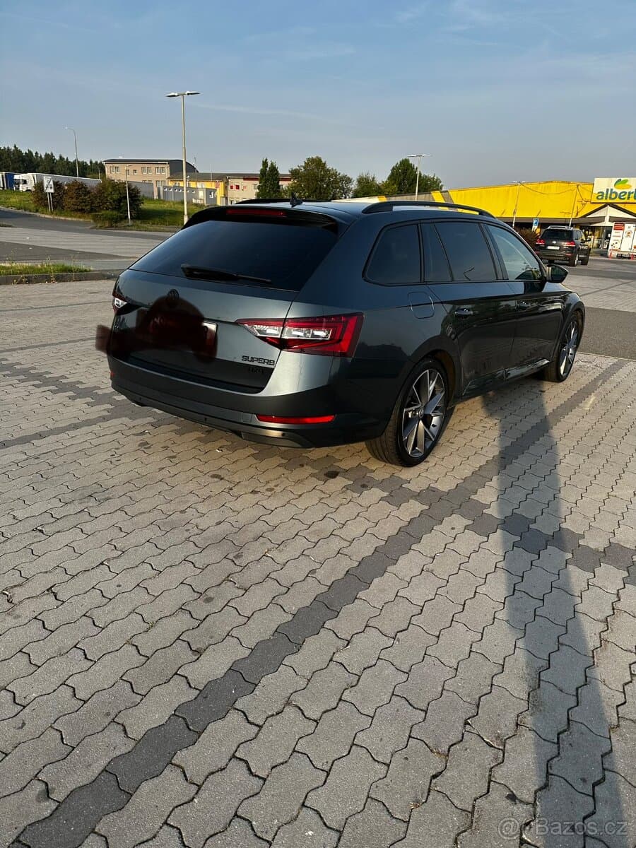 2019 Škoda SUPERB - 6