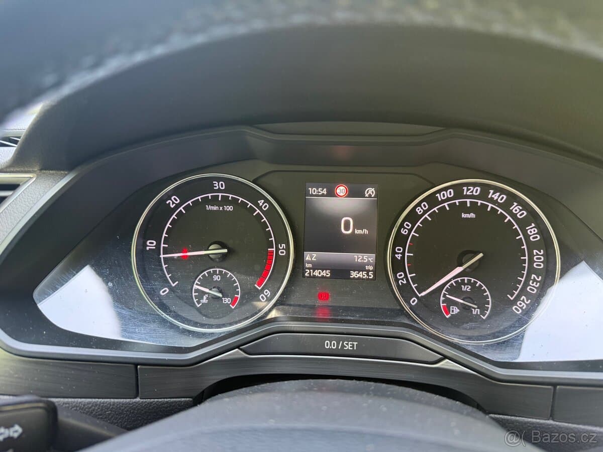 2019 Škoda SUPERB - 6