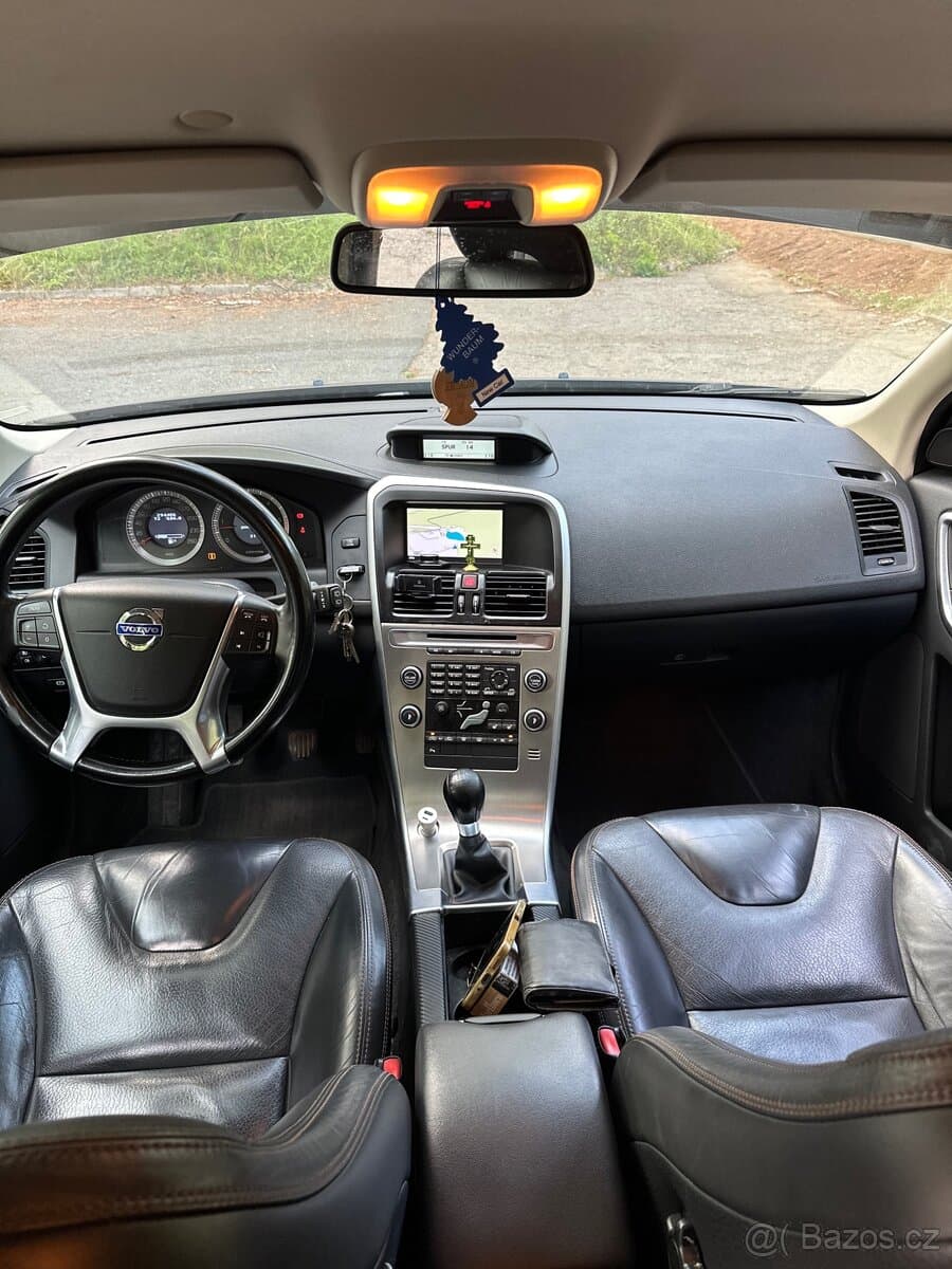 2010 Volvo XC60 - 6