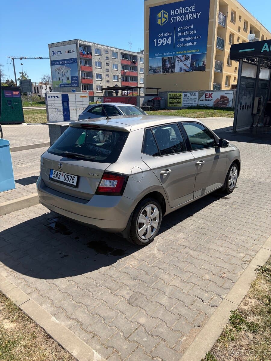 2016 Škoda FABIA - 6