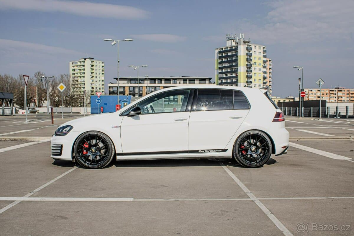 2016 Volkswagen GOLF - 6