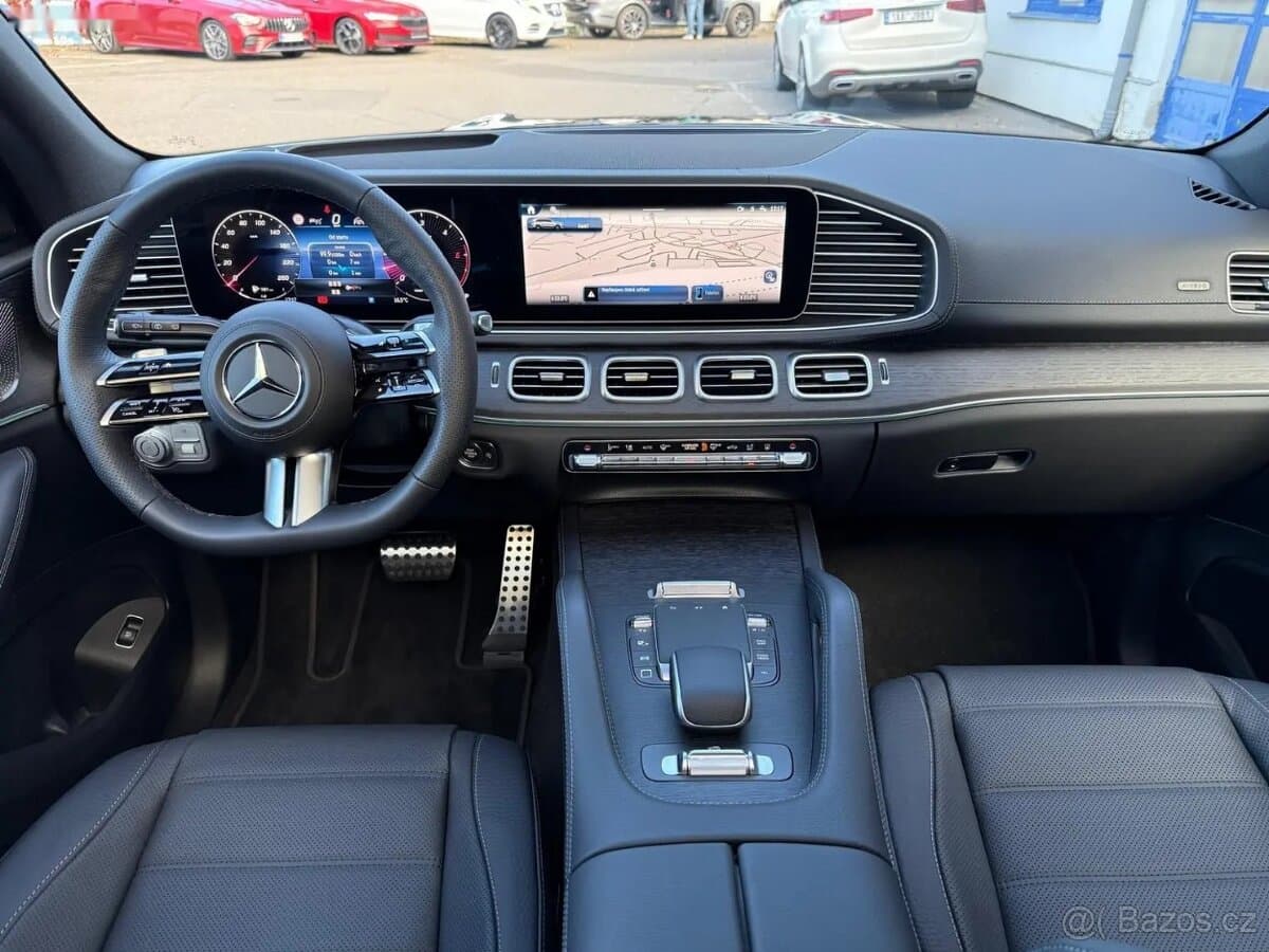 2025 Mercedes-Benz GL - 6