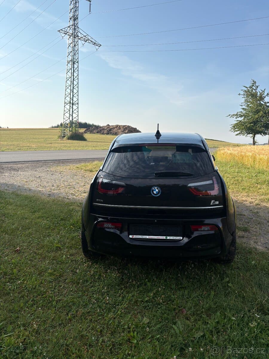 2017 BMW i3 - 6