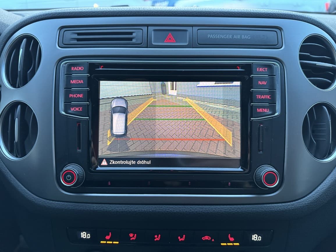 2015 Volkswagen TIGUAN - 6