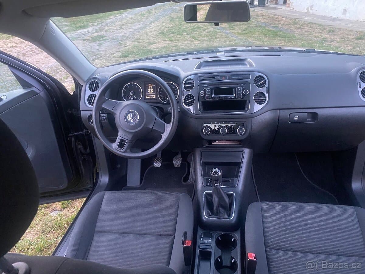 Volkswagen TIGUAN - 6