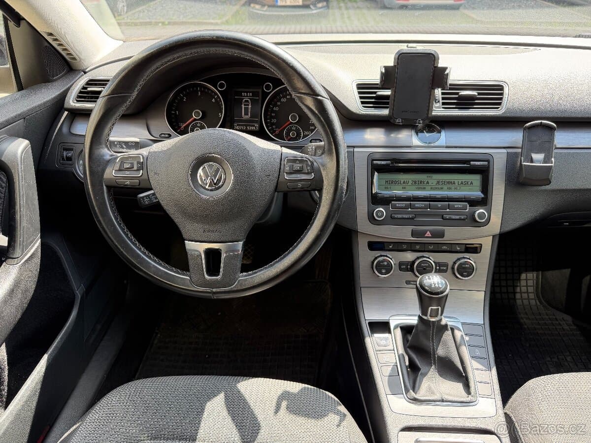 2014 Volkswagen PASSAT - 6
