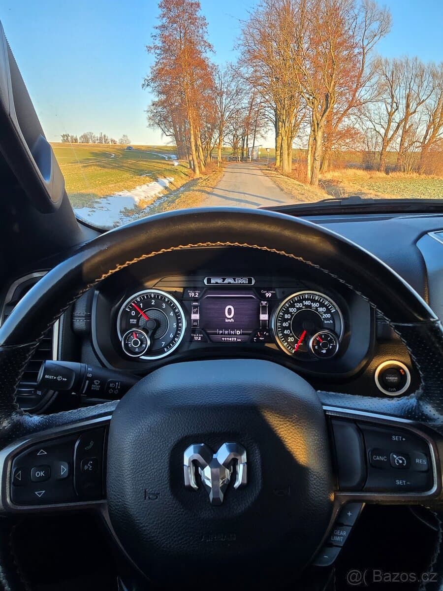 2021 RAM 1500 - 6