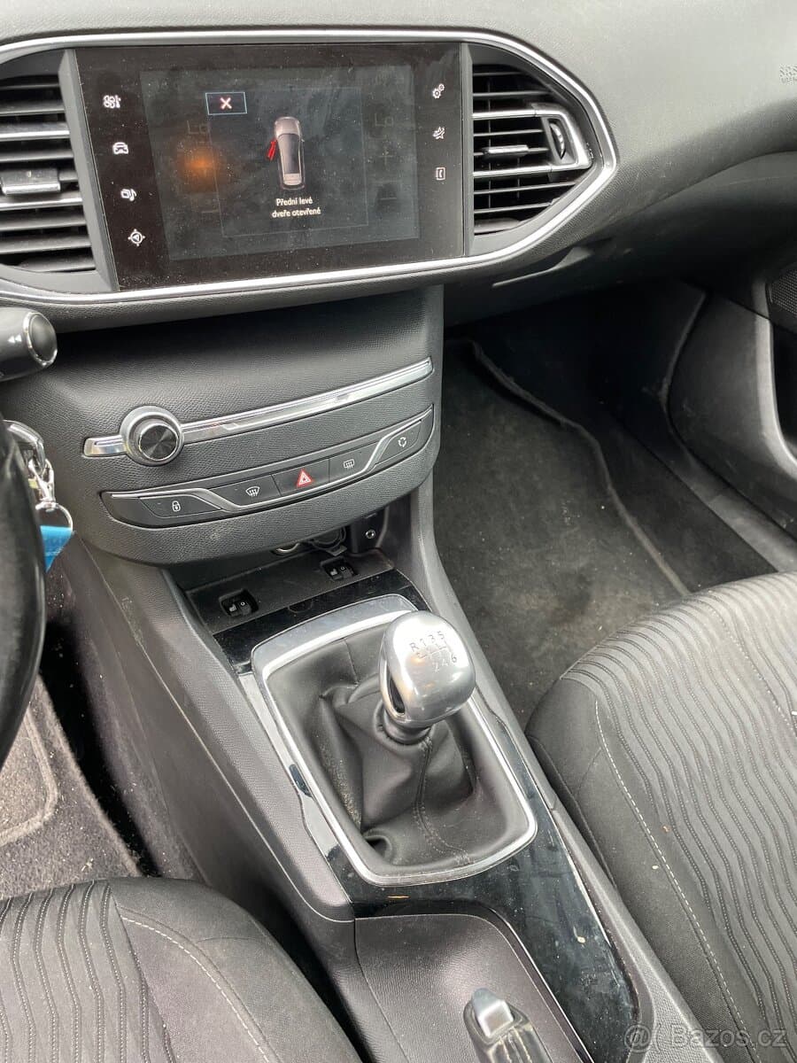 2016 Peugeot 308 - 6