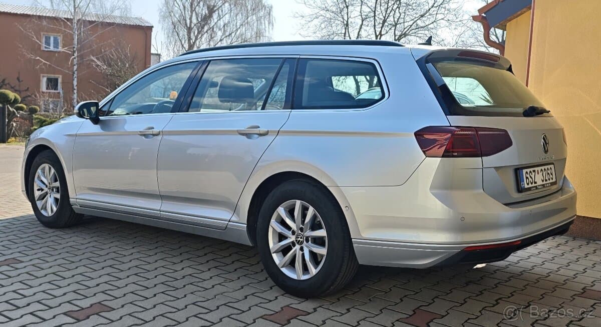 2021 Volkswagen PASSAT - 6