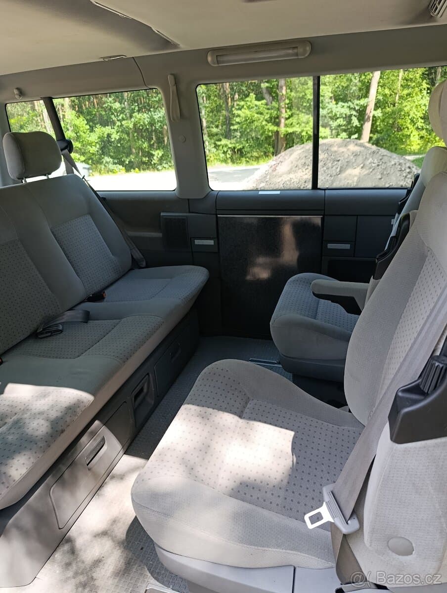 2001 Volkswagen MULTIVAN - 6