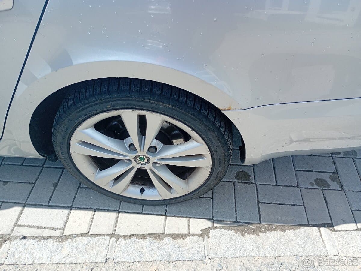 2010 Škoda SUPERB - 6