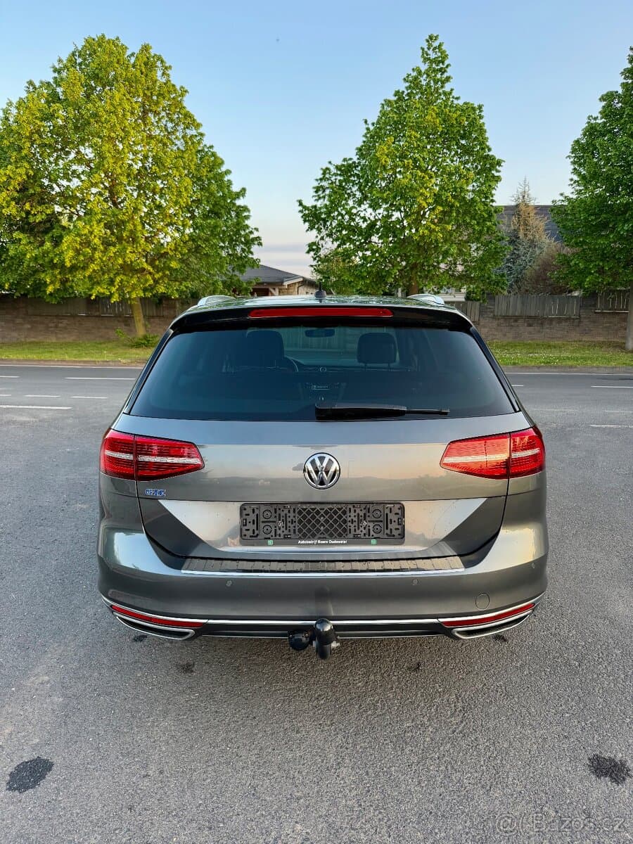 2016 Volkswagen PASSAT - 6