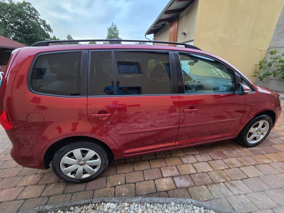 Volkswagen TOURAN - 6