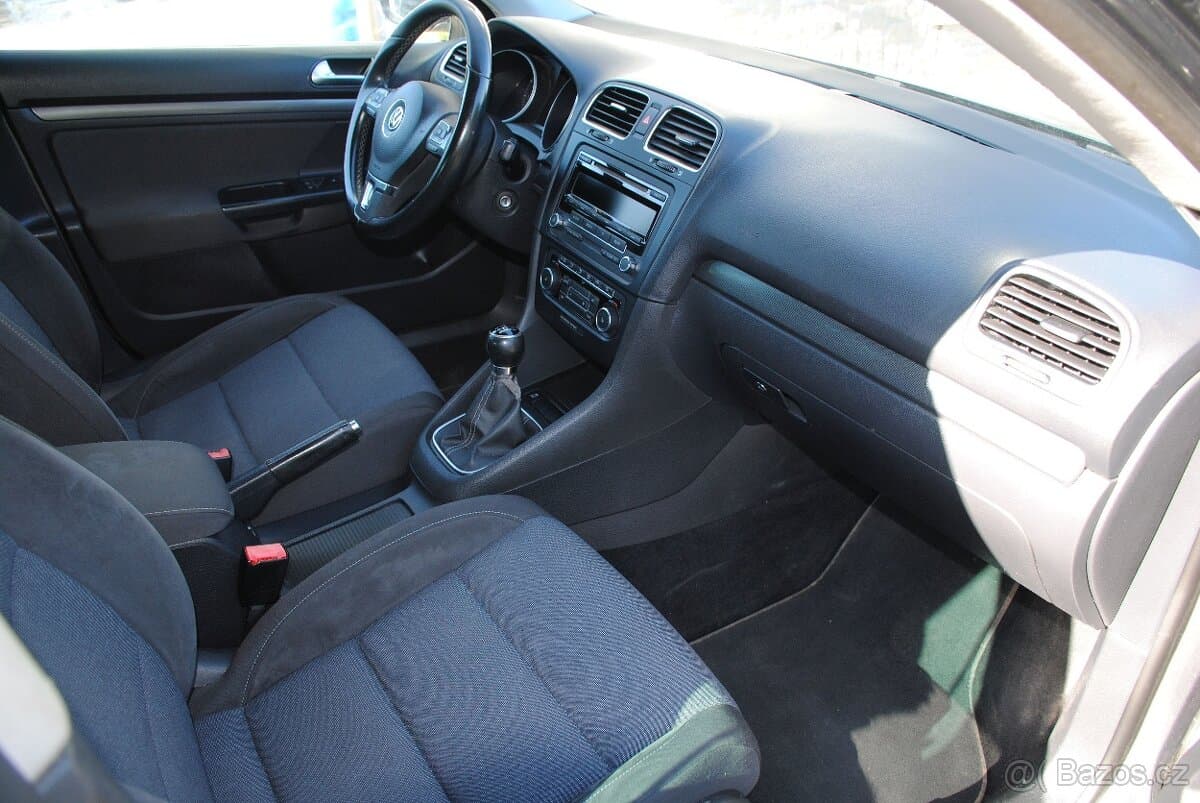 2011 Volkswagen GOLF - 6