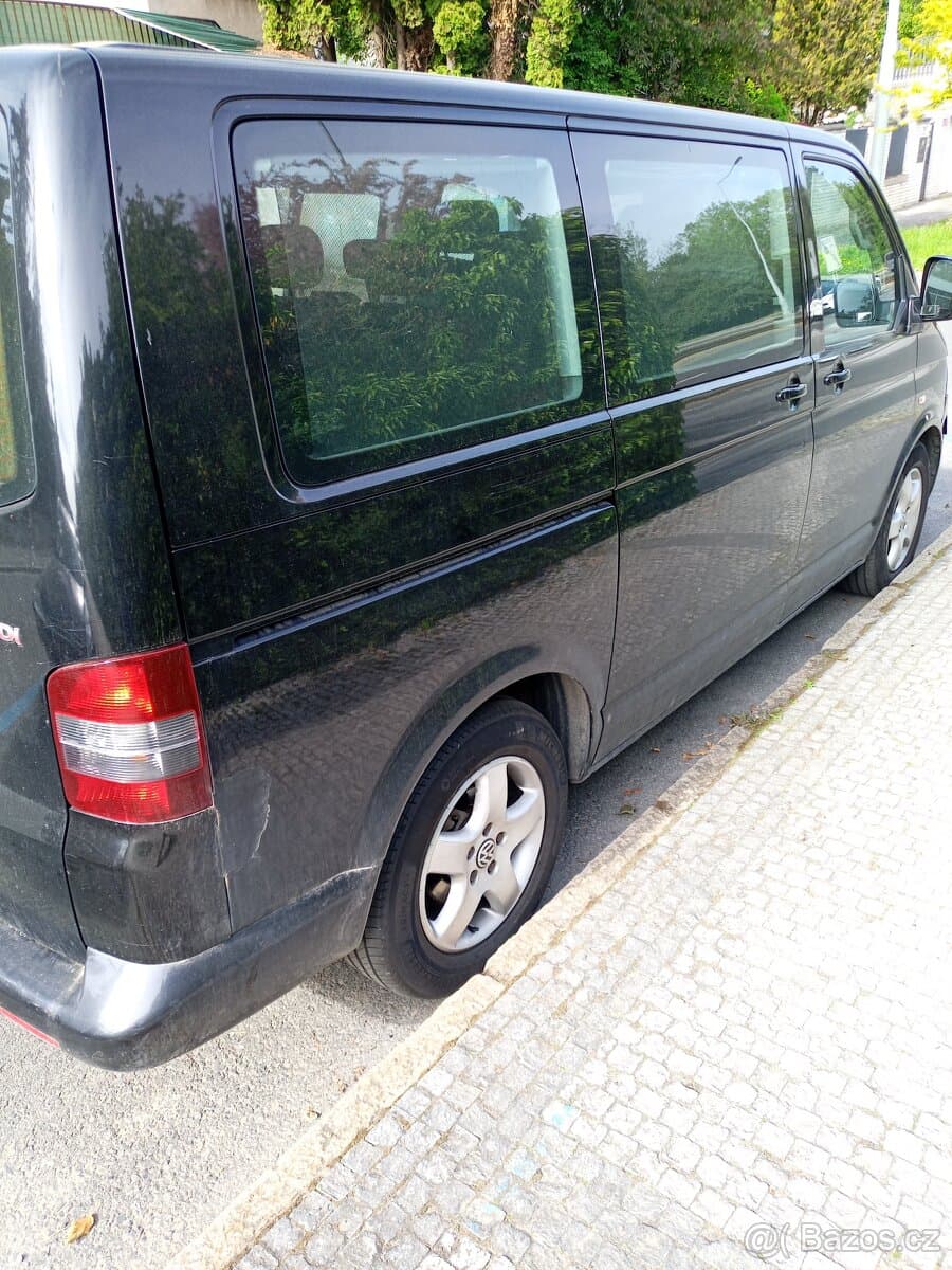 2004 Volkswagen MULTIVAN - 6