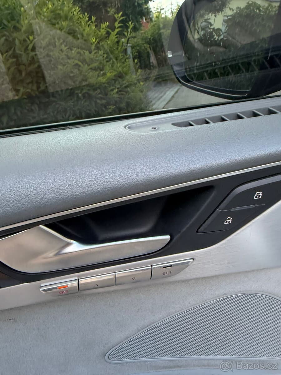 2012 Audi A8 - 6