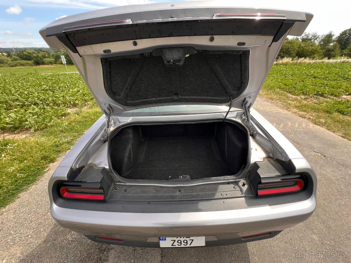 2018 Dodge CHALLENGER - 6