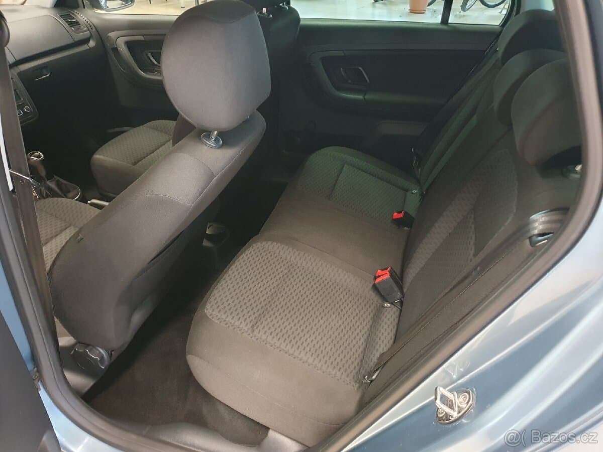 2010 Škoda FABIA - 6