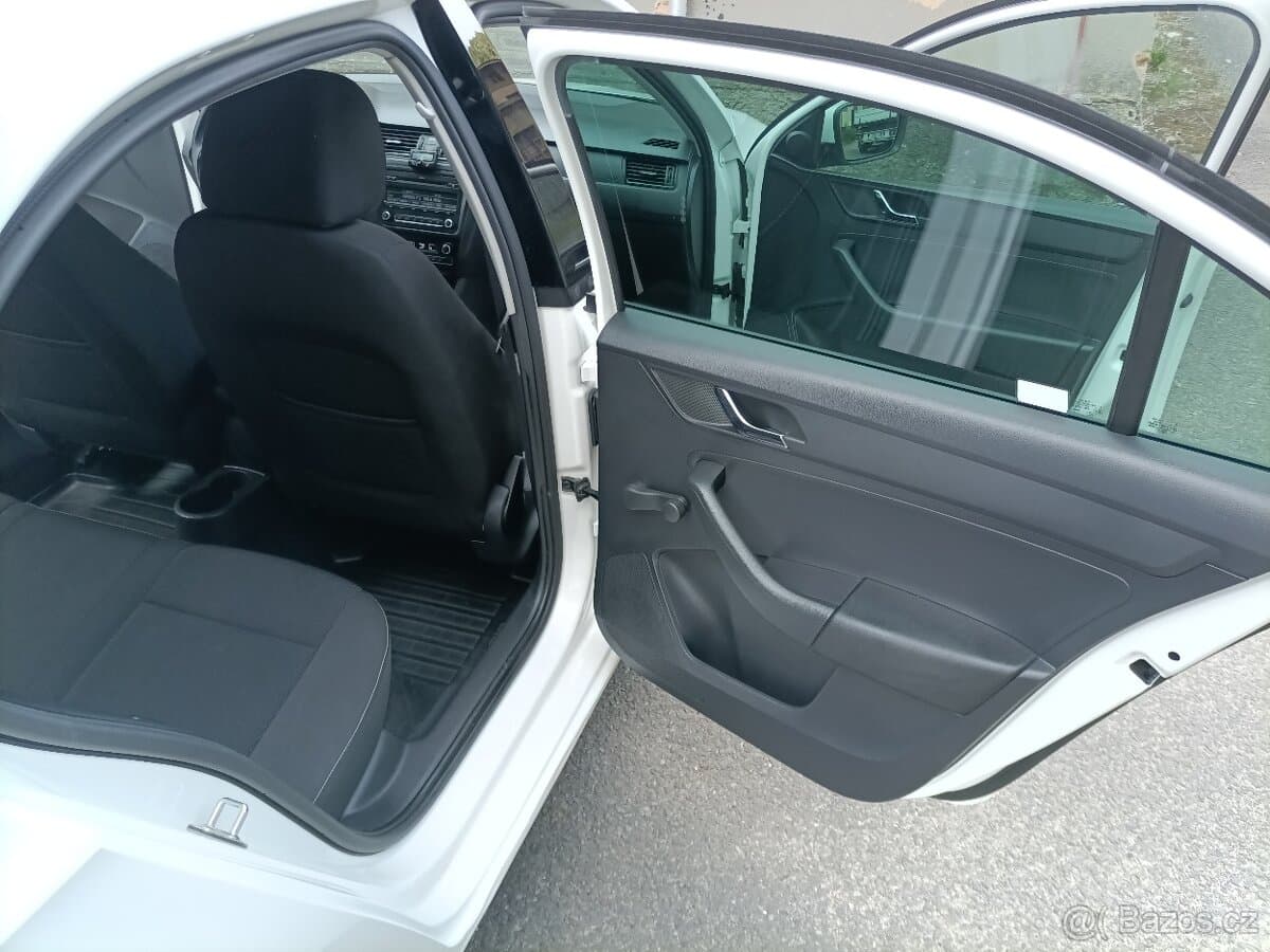 2013 Škoda RAPID - 6