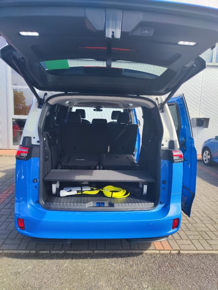 2025 Volkswagen ID. - 6