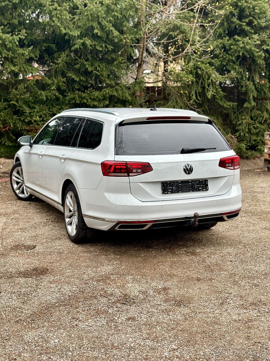 2021 Volkswagen PASSAT - 6