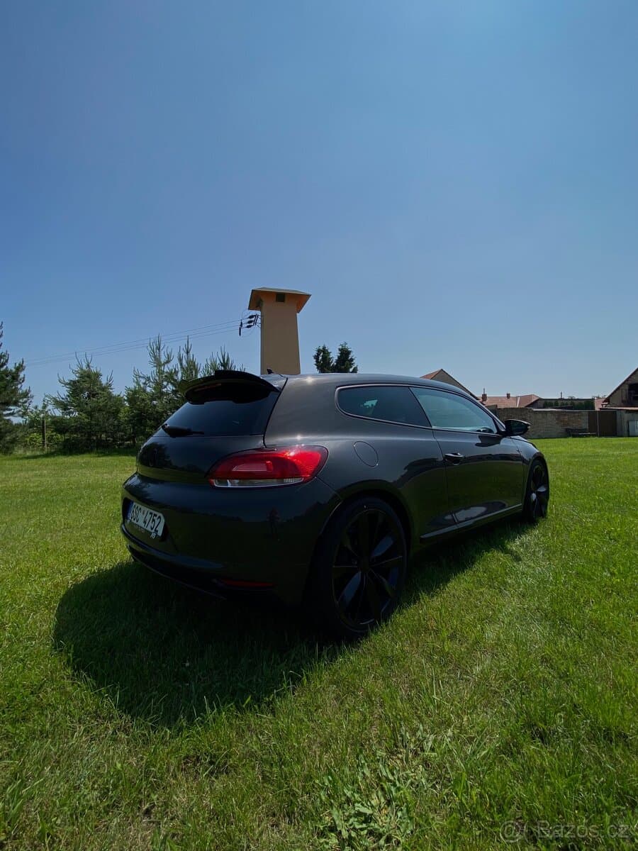 2010 Volkswagen SCIROCCO - 6