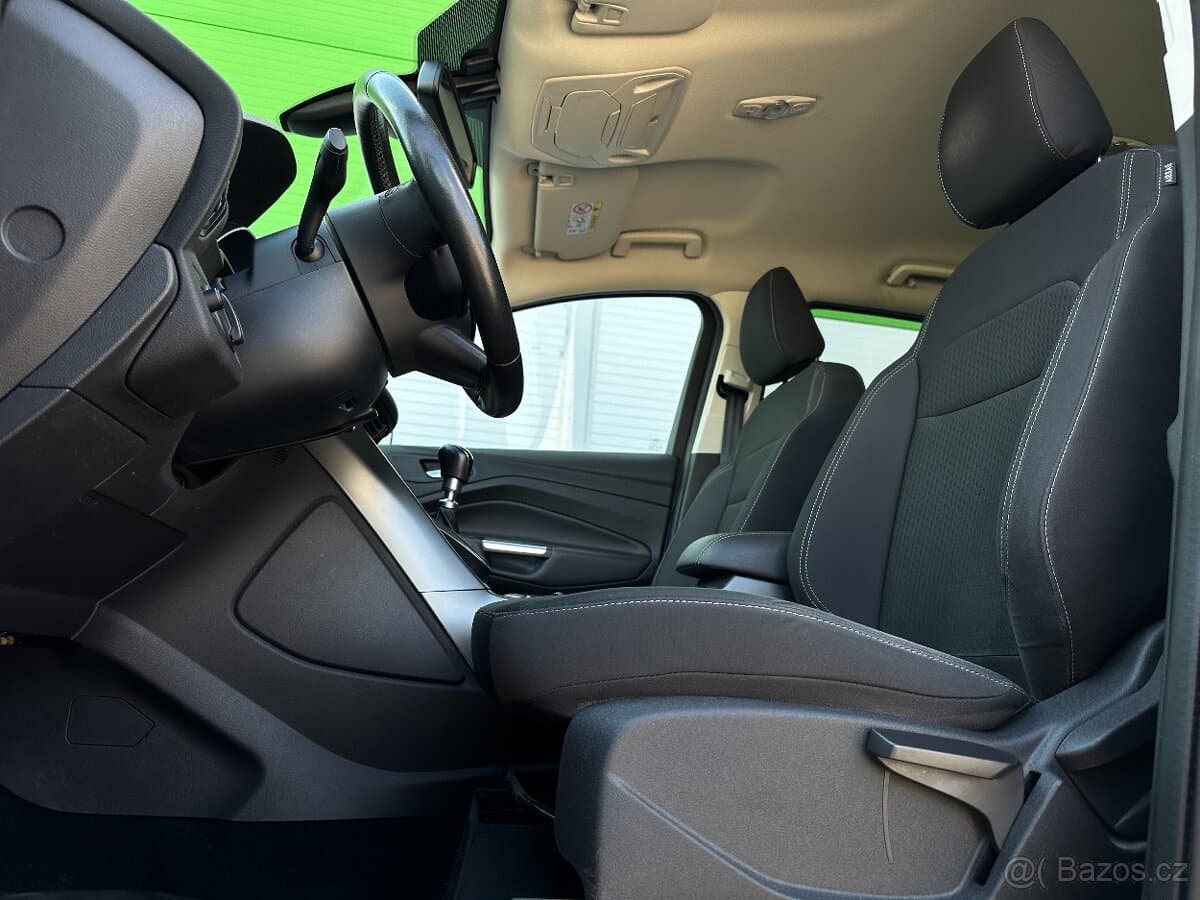 2017 Ford KUGA - 6