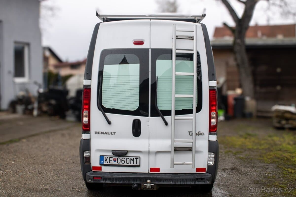 2012 Renault TRAFIC - 6