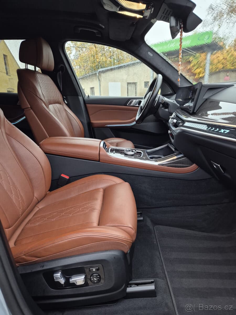 2023 BMW X7 - 6