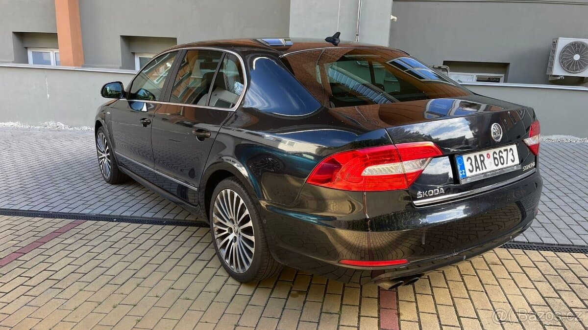 2013 Škoda SUPERB - 6