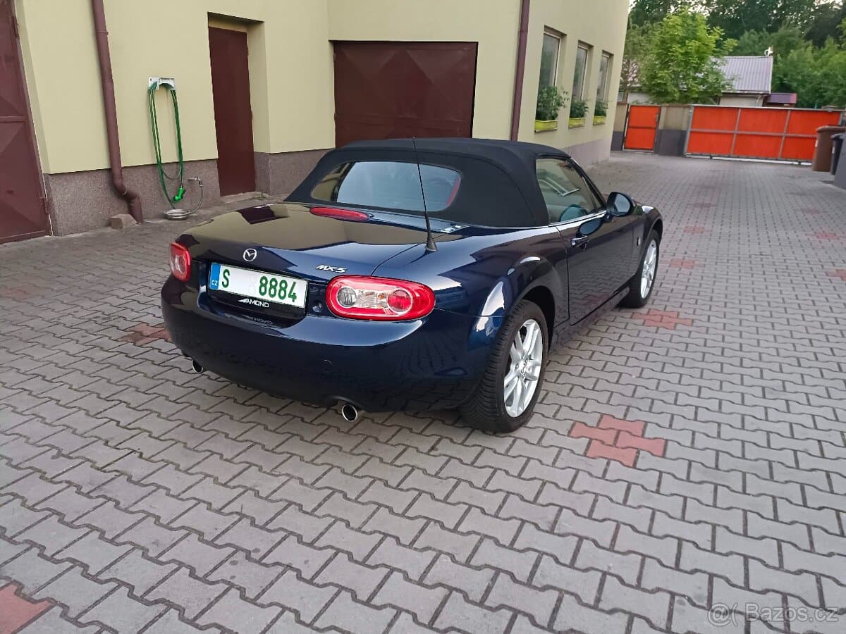2010 Mazda MX-5 - 6