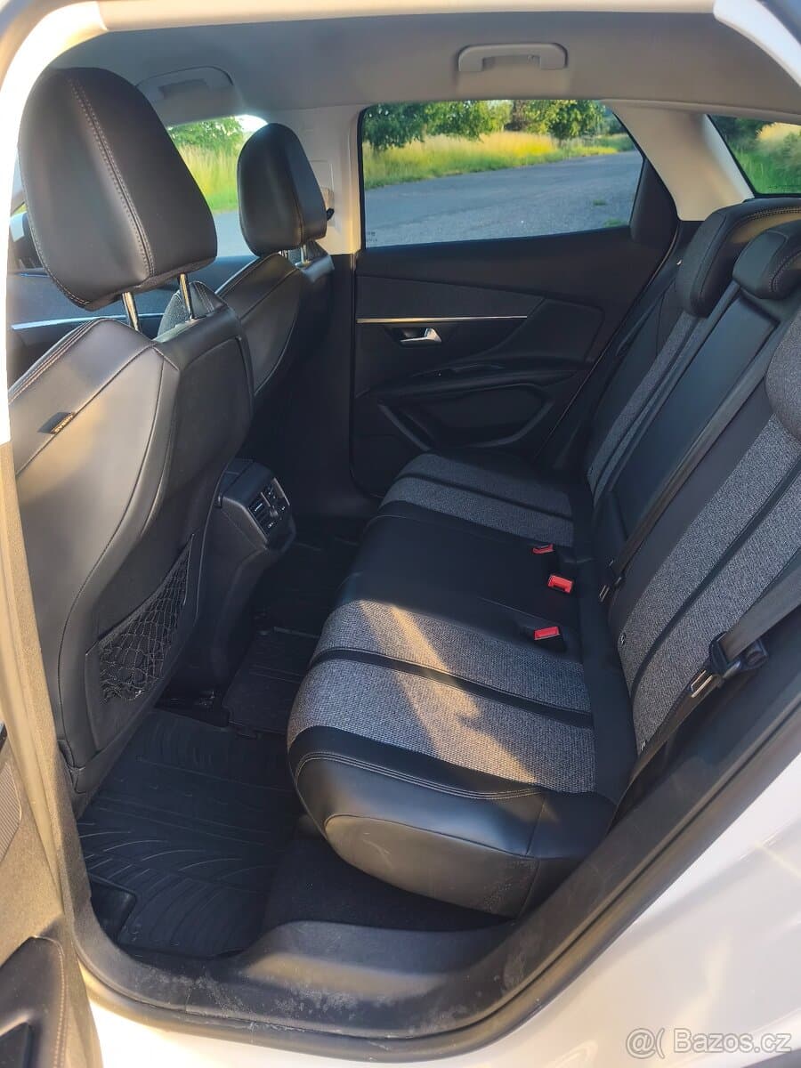2017 Peugeot 3008 - 6