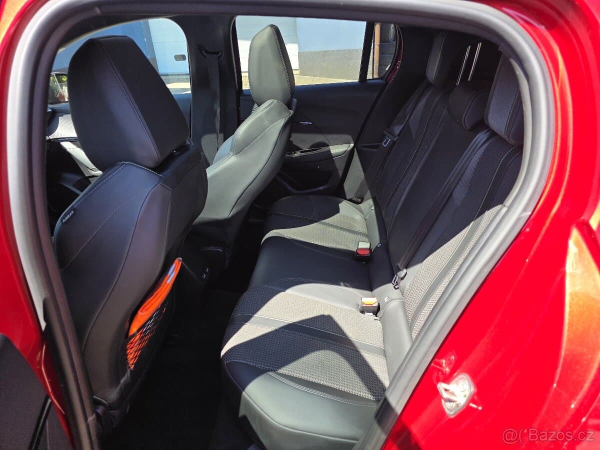 2023 Peugeot 208 - 6