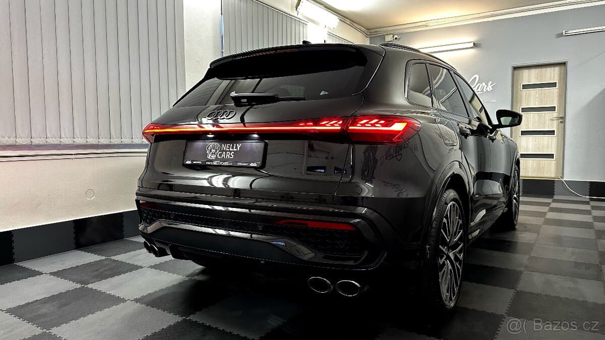 2025 Audi SQ5 - 6