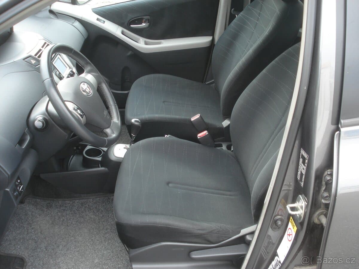 2008 Toyota YARIS - 6