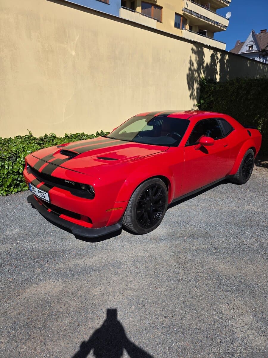 2018 Dodge CHALLENGER - 6