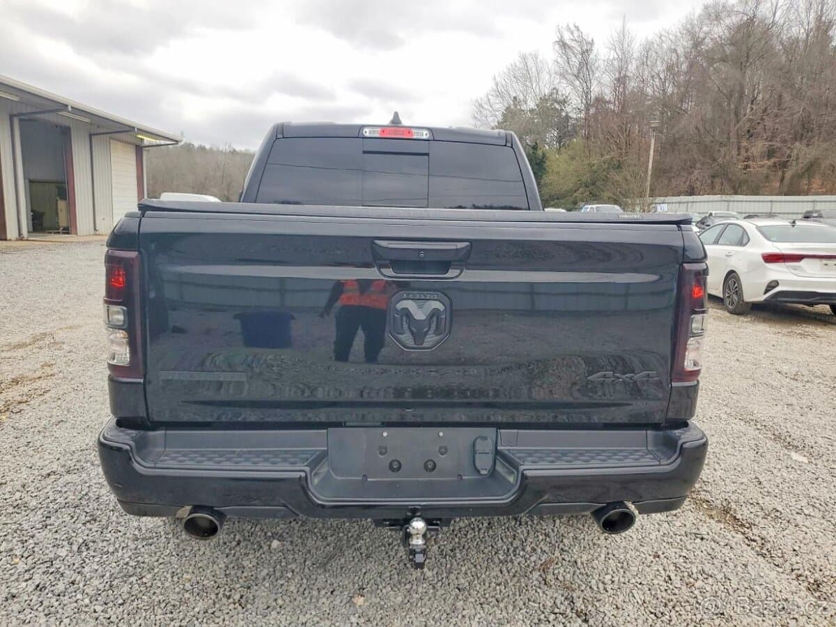 2020 RAM 1500 - 6