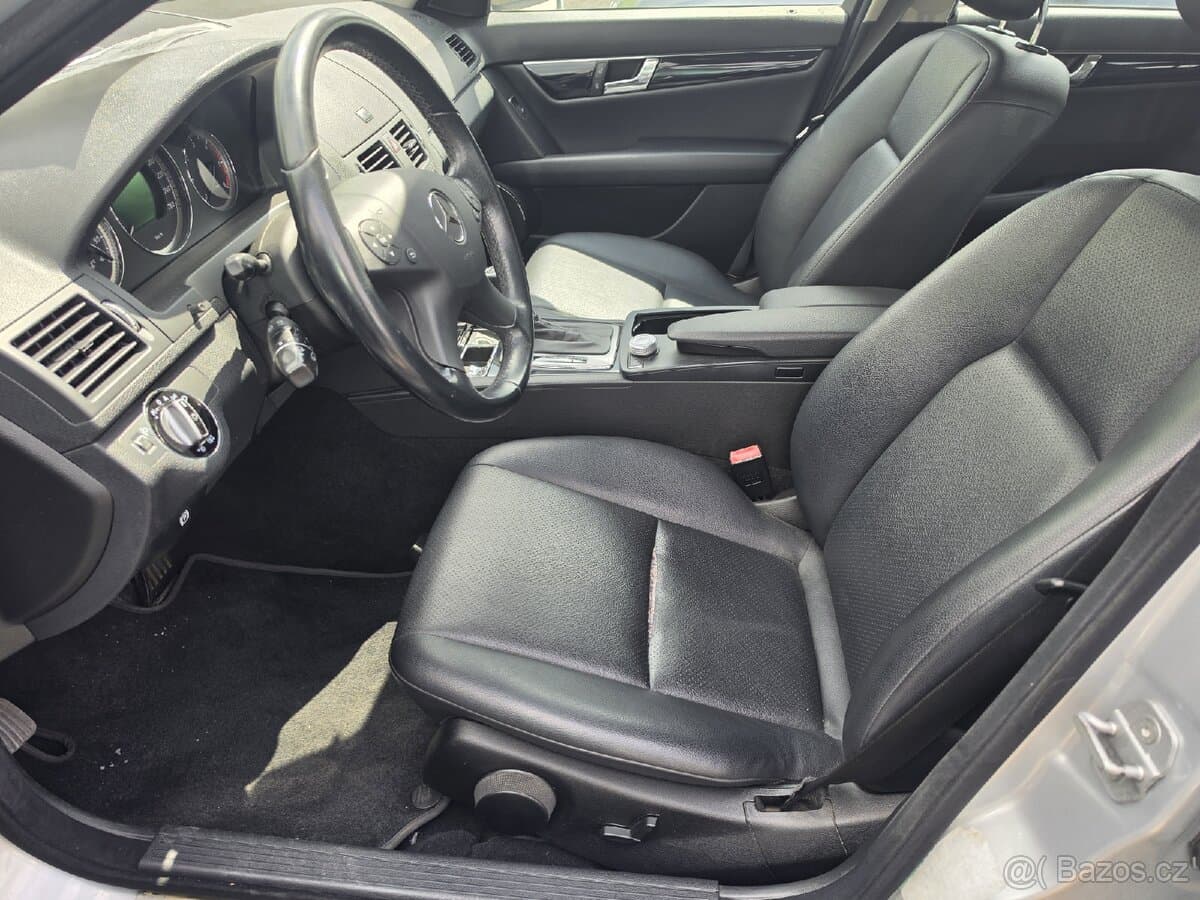 2010 Mercedes-Benz C-CLASS - 6